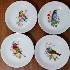 Set of 4 Norcrest Bird plates. Crafted in Japan.